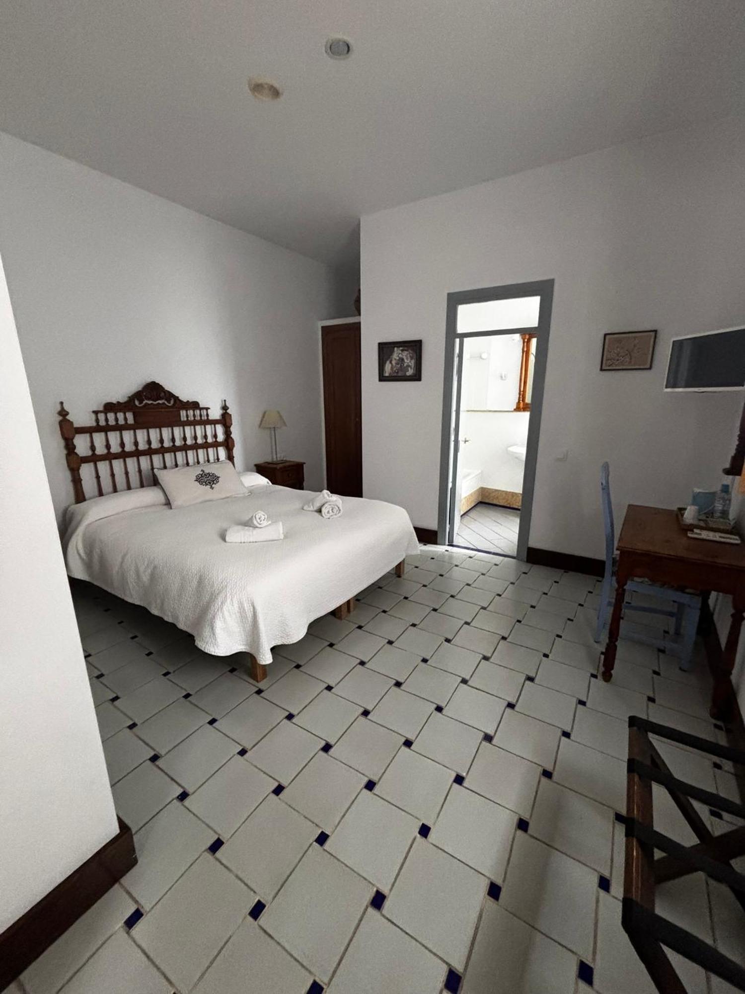 Hotel Entreolivos 엘페드로소 외부 사진