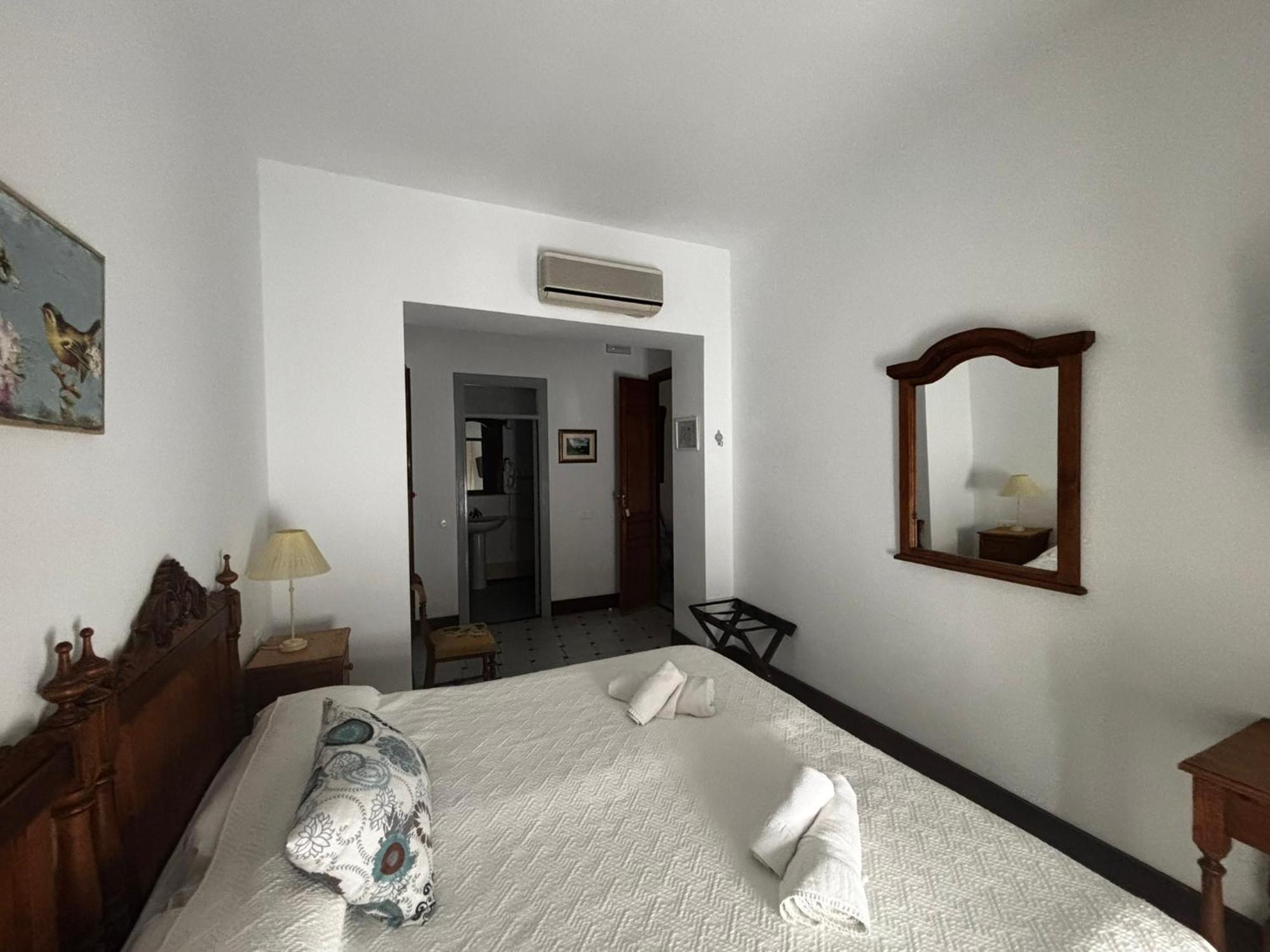 Hotel Entreolivos 엘페드로소 외부 사진